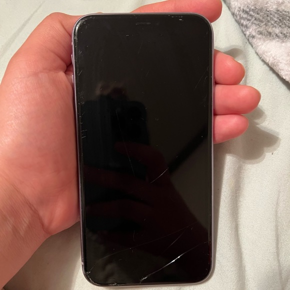 iPhone 11